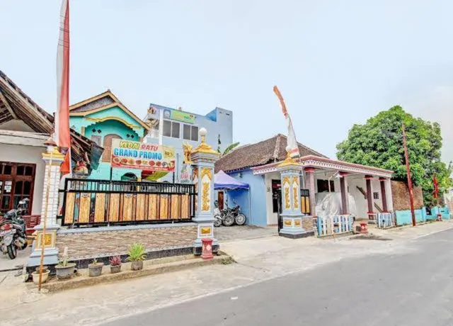 SPOT ON 93317 Wisma Ratu Syariah