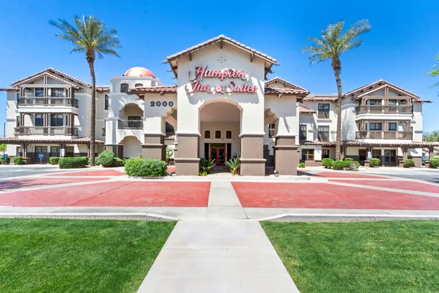 Hampton Inn & Suites Phoenix-Goodyear