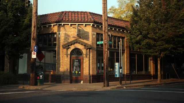 Multnomah County Library - Northwest