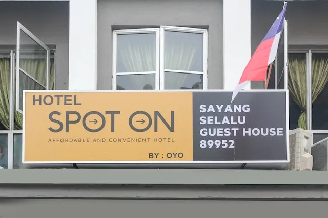 SPOT ON 89952 Sayang Selalu Guest House