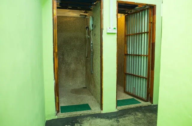 Borneo Venture Hostel (Banana Inn)