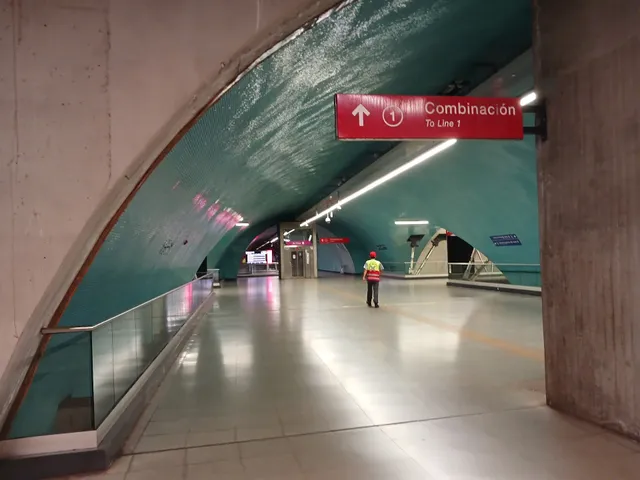 Estación Leones L6