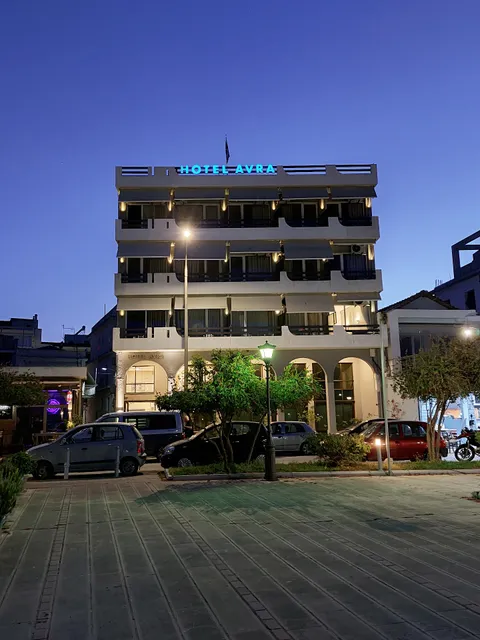 AVRA HOTEL
