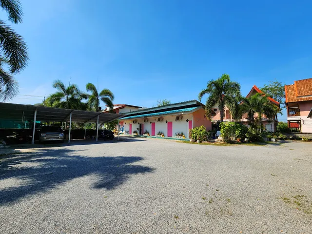 Ingpha Room for rent