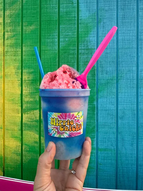 HIPPIE CHICKS SNOWBALL