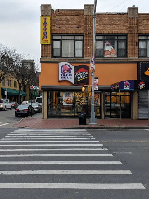 Taco Bell / Pizza Hut