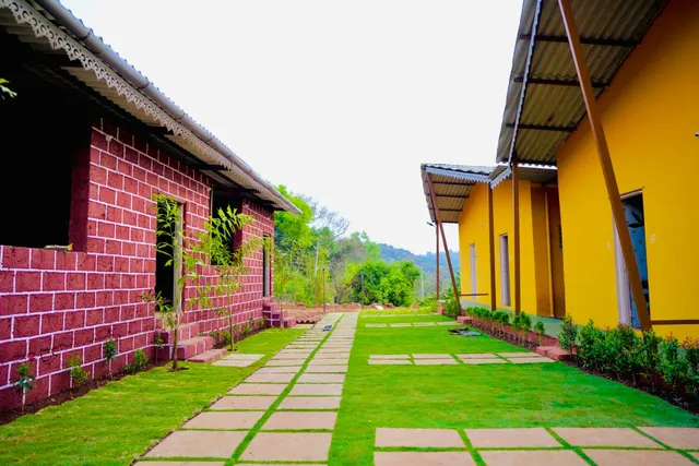 Rainforest farm & resort