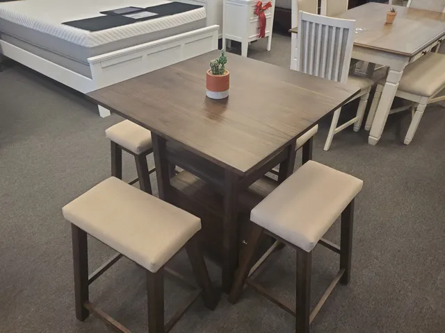 UNION SQUARE SHOPPING CENTER