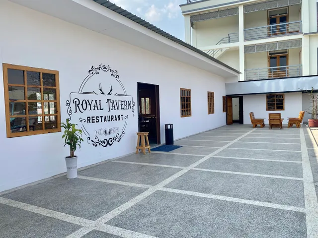 M Royal Hotel