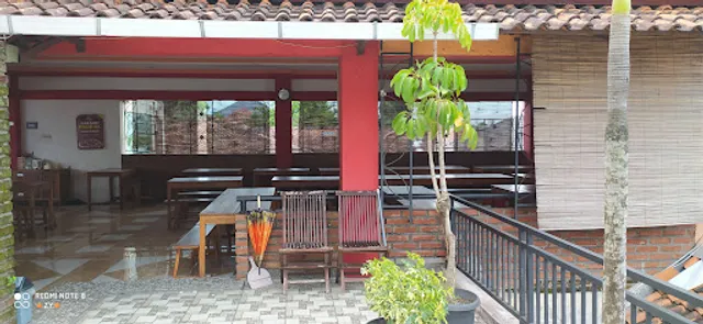 Bale Bebakaran Sutomo