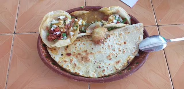 Tacos y menudo "Mi Rey"