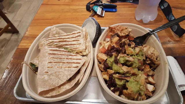 Mucho Burrito Fresh Mexican Grill