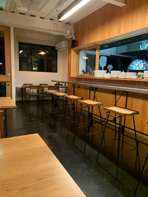 窯焼きピザkawachiya