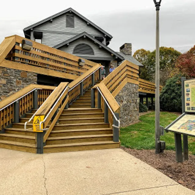 Smoky Mountain Visitor Center