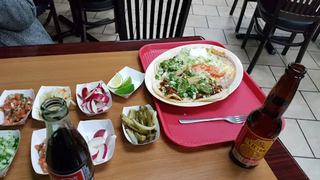 Taquería El Cazador #1