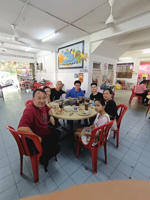 来吃坊美食中心 Lai Chi Fang Kopitiam