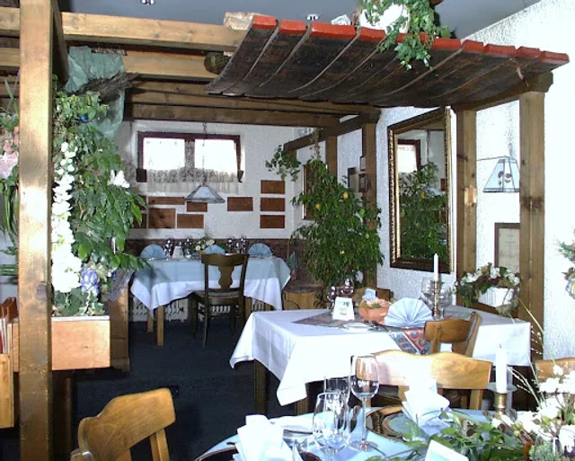 Restaurant "Weinstube zum Pfauen"