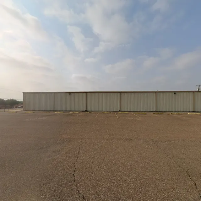 Fred's Fine Furniture