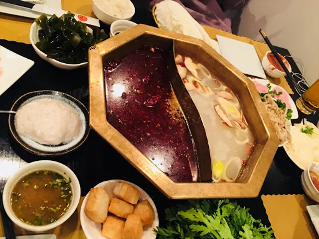 Koi Hot Pot