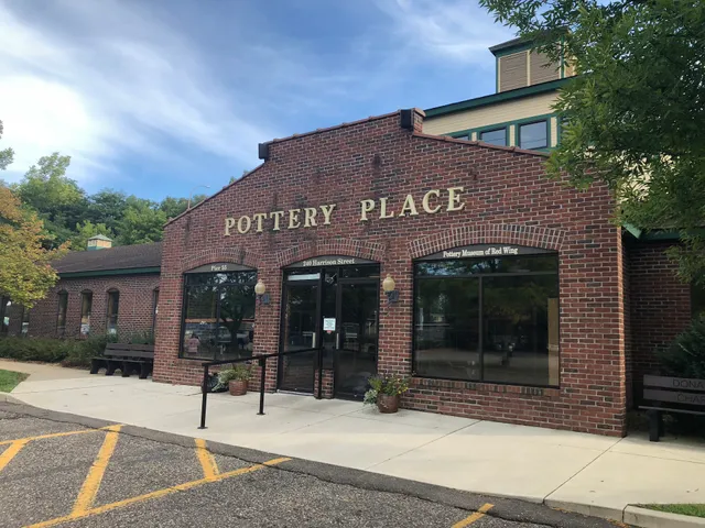 Pottery Place Antiques