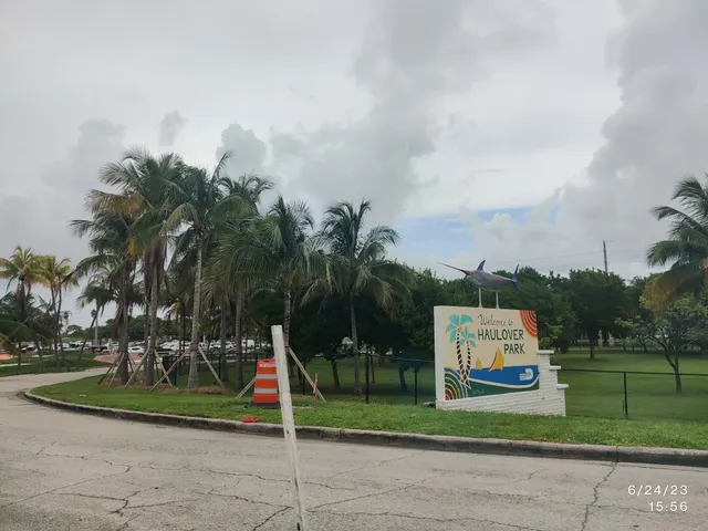 Haulover Skatepark Parking Lot