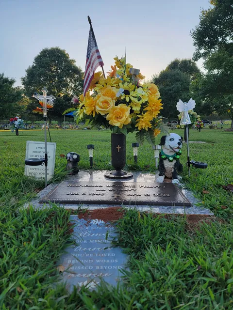 Sawnee View Memorial Gardens