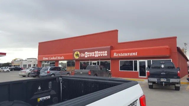 Bunkhouse Restaurant & Lounge