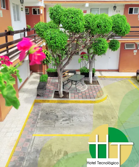 Hotel Tecnológico.