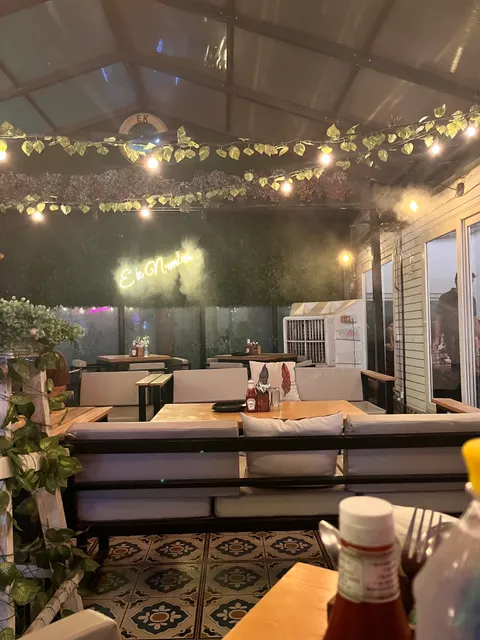 Ek Number Cafe & Bakery