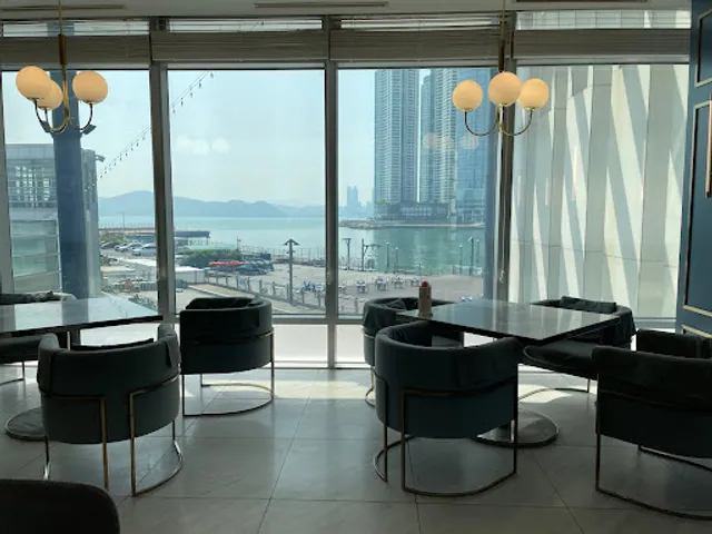 Borie Bakery and Deli