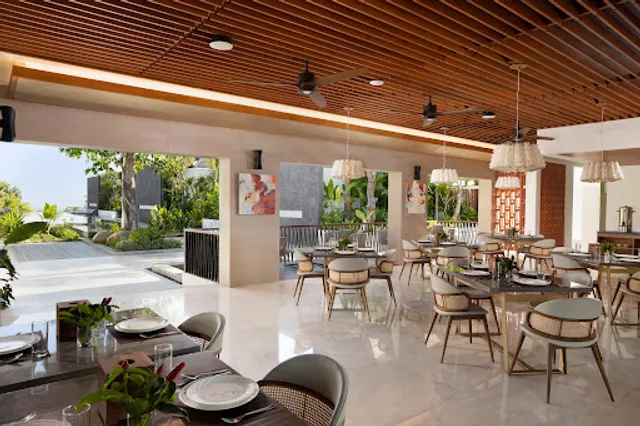 160 Above Bar & Restaurant