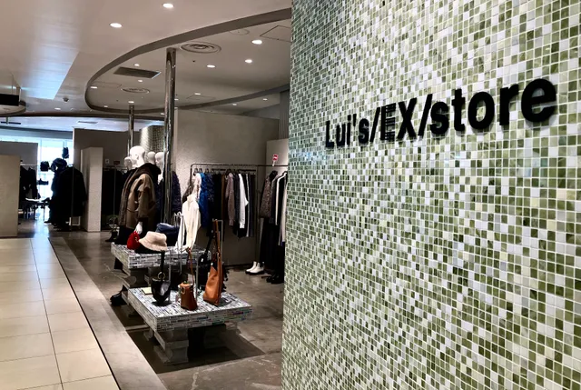 Lui's/EX/store