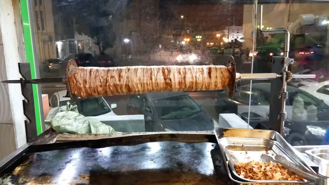 مطعم موسم الياسمين