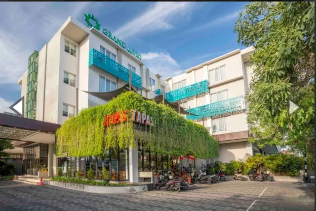 Grand Livio Kuta Hotel