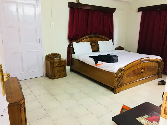 OYO Home 10405 The Mall 1BHK