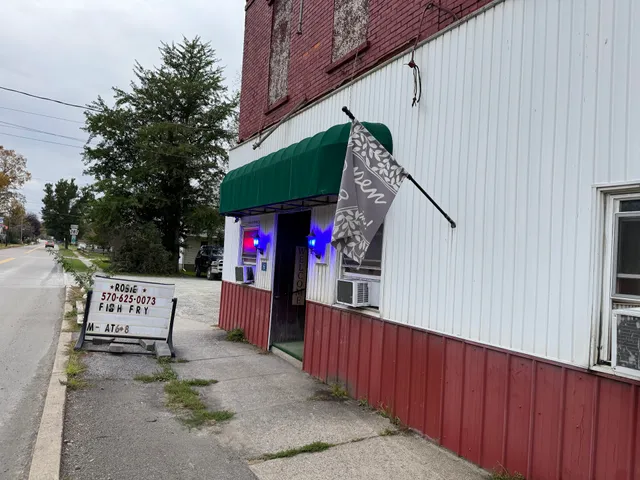 Rosie's (formerly Mema's)