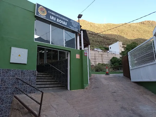 Hamburguesería Arepera Las Bolas