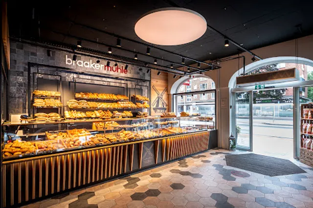 Bäckerei Braaker Mühle, Semperstraße