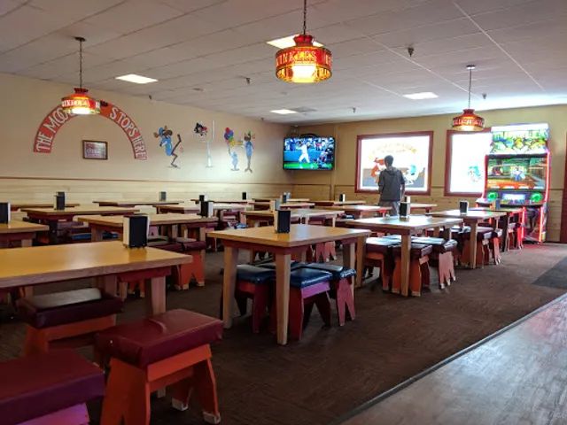 Bullwinkle's Pizza Parlor