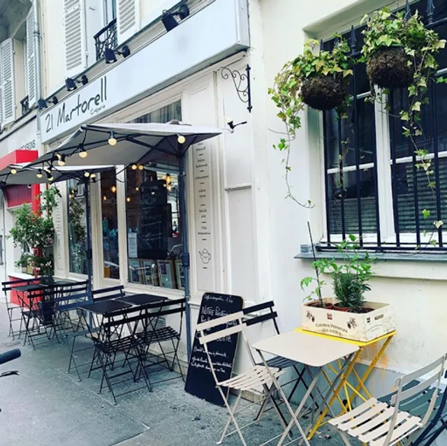 21 Martorell Creperie