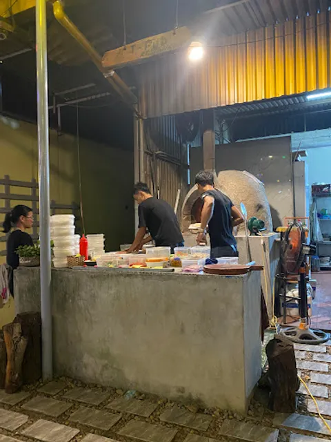 T-Pub Restaurant | Best Italian | wood-fired pizza | Lunch&Dinner