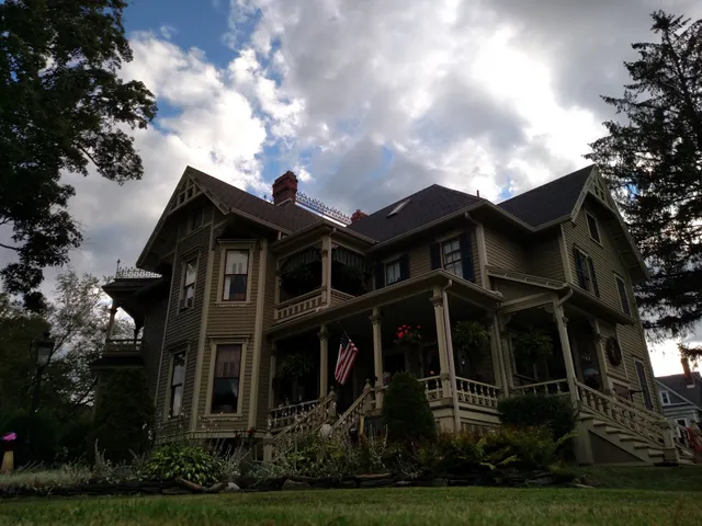 Marigold Manor Bed & Breakfast