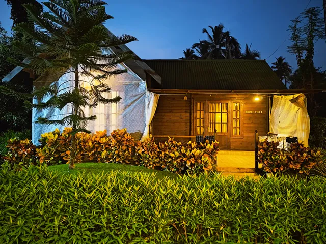 Woodvillas Beachfront Resort