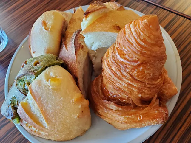 MAISON KAYSER Makuhari Shop