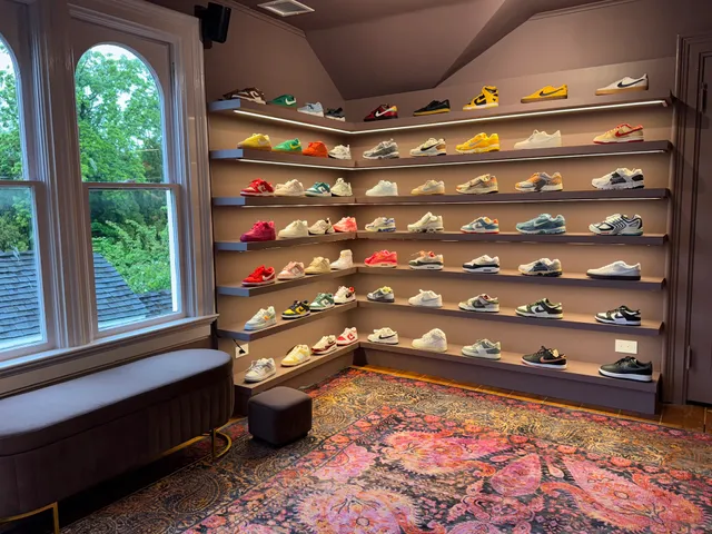 Blue & Cream Sag Harbor