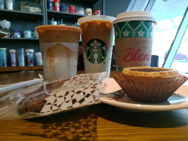 STARBUCKS STUST Shop