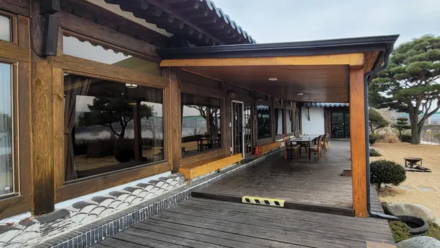 Yeoju Yeogangjae Pension