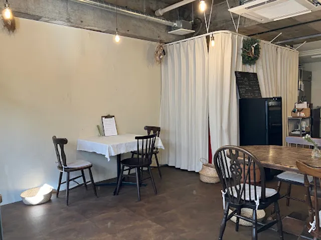 Belgian Restaurant Dōkutsu