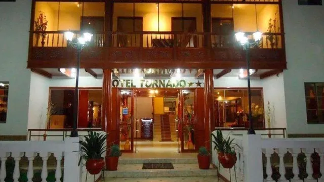 Hotel Tornado