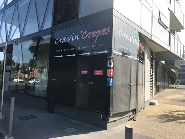 Cravin’ Crepes Edgewater
